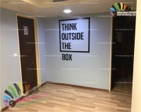 استیکر و برچسب دیواری انگیزشی بیرون از جعبه فکر کنید Think Outside The Box Wallstickers کد h971